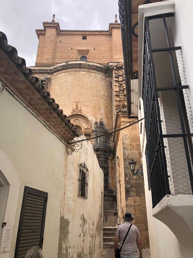 Stylish 3 Bed House 2 Bathrooms, With Patio, Roof Terrace And Communal Pool 5 Minutes Away From The Beautiful Spanish White Village Of Casares Pueblo And Only 20 Mins From The Sea Exterior foto